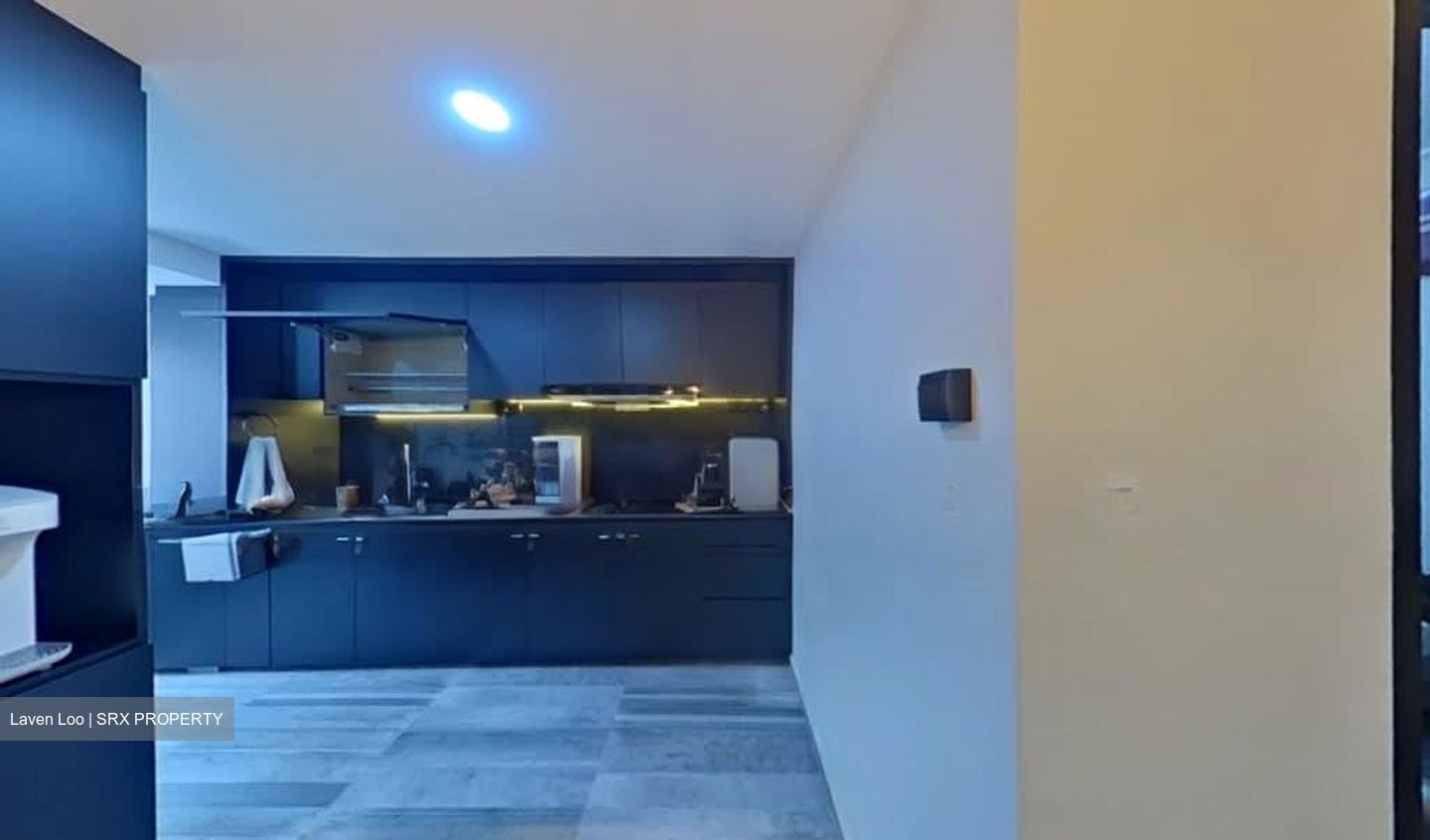Blk 556 Jurong West Street 42 (Jurong West), HDB Executive #559781151